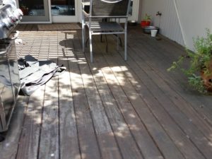 Old deck before refinishing